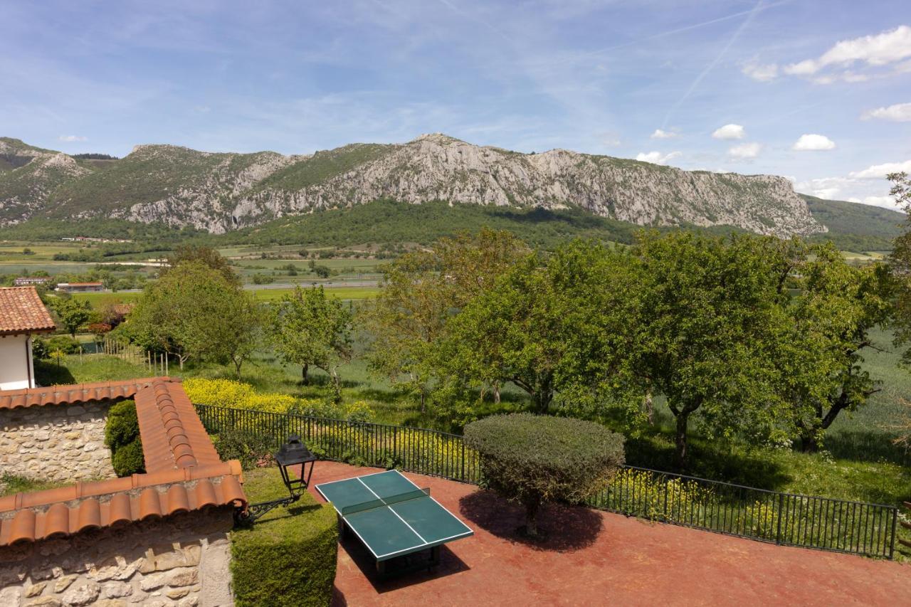 Hostal Legaire Etxea Ibarguren Exterior foto